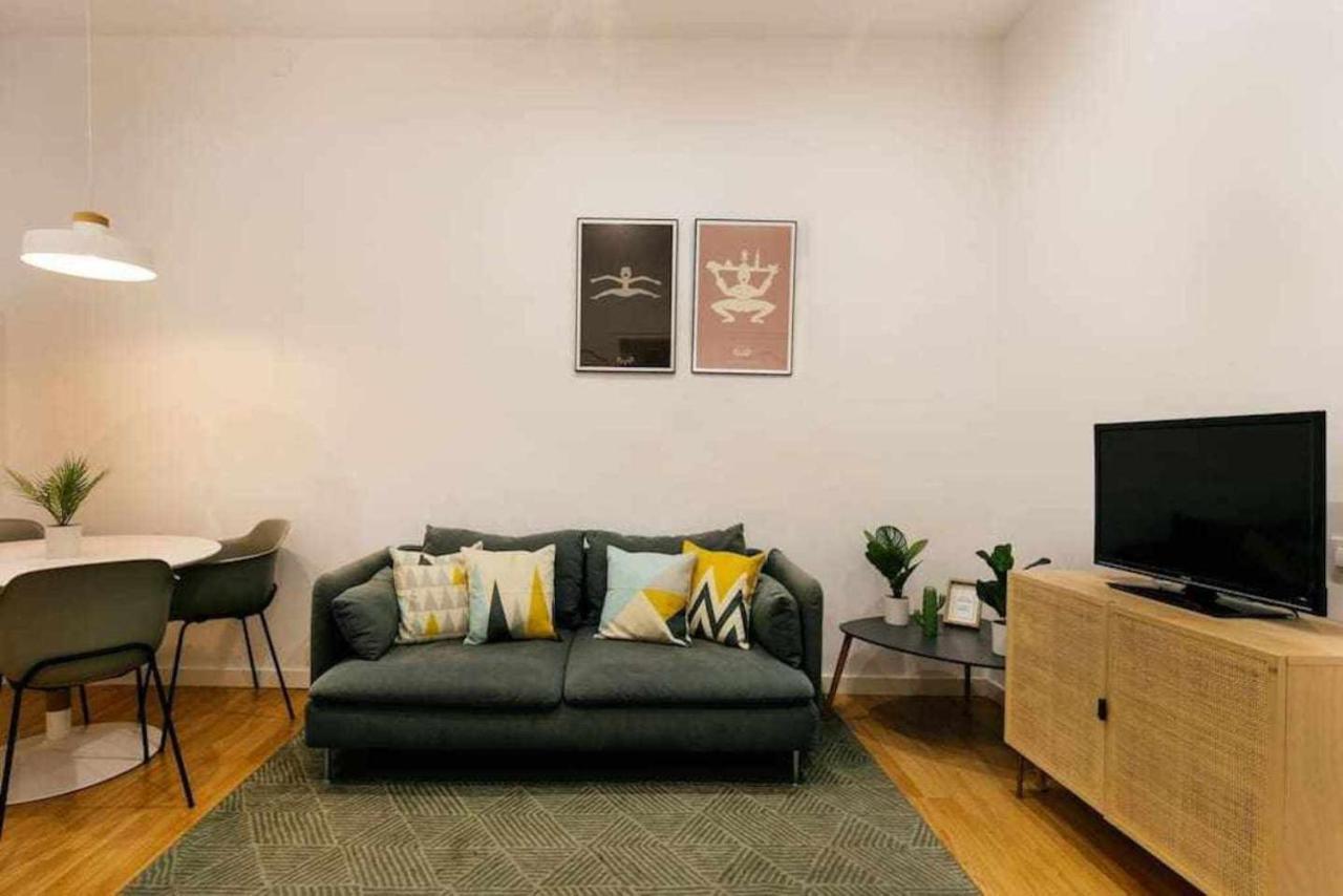 Cozy & Central Apartment Барселона Экстерьер фото